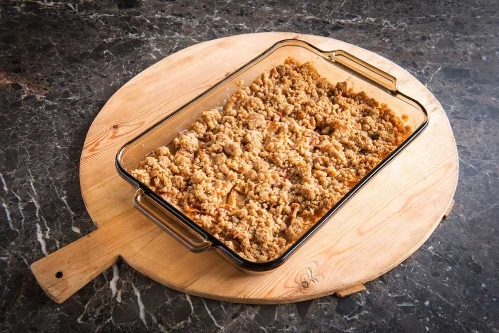 Made with fresh apples, sugar, cinnamon, nutmeg, cardamom and more, this delicious apple crisp won't last long on your table.